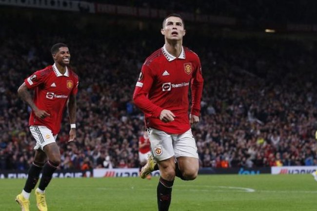 Apakah Ronaldo Dapat Medali Carabao Cup Usai MU Juara?