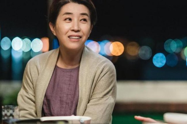 Sudah Tahu? 6 Aktris Korea Populer Ini Langganan Jadi 'Ibu' di Drama Korea!