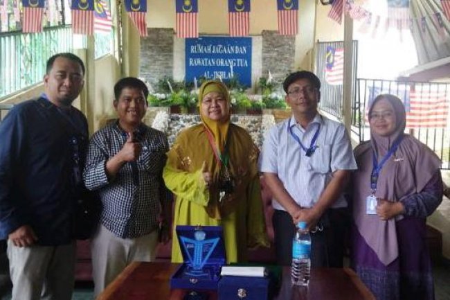 Prodi Akuntansi Umri Lalukan Internasional Community Services di Rumah Jagaan dan Rawatan Orang Tua Selangor Malaysia