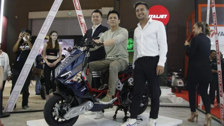 Utomocorp Hadirkan Italjet Dragster Edisi Ariel Noah Secara Terbatas