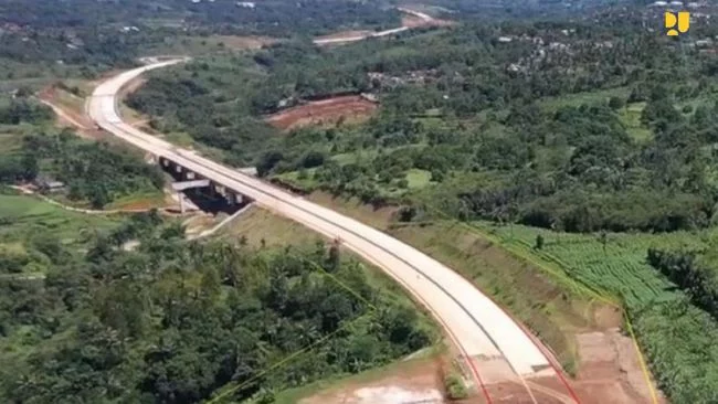 Asik Banyak Tol Baru, Lebaran Antimacet! Terima Kasih Jokowi