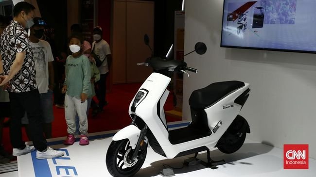 FOTO: Lebih Dekat dengan Motor Listrik Honda EM1 e: di IIMS 2023