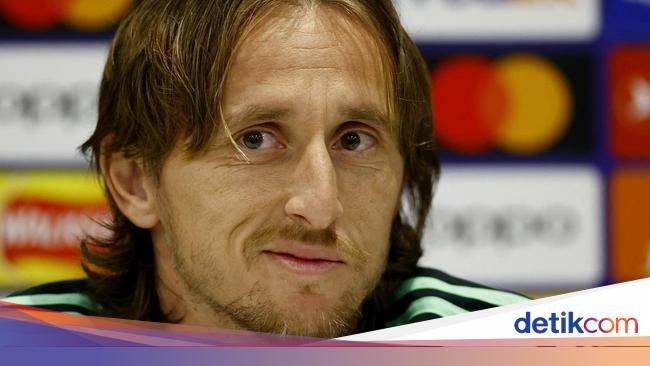 Modric Enggak Mau Dihadiahi Kontrak Baru di Real Madrid