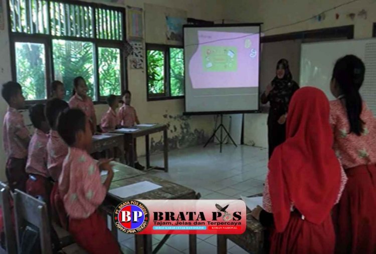 Kurangnya Pemanfaatan Teknologi Informatika dan Komunikasi di Kelas