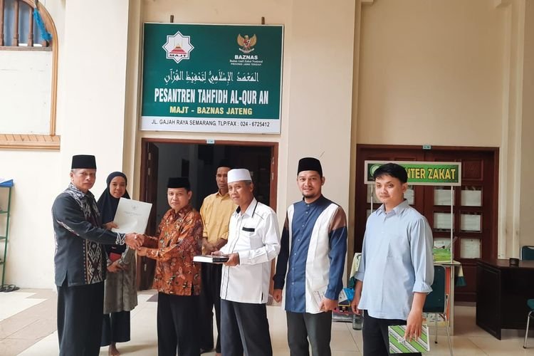 Dukung Pesantren Tahfidz MAJT,  Senator Abdul Kholik Harap Para Alumni  Bisa Singkap Peristiwa Sains Ini