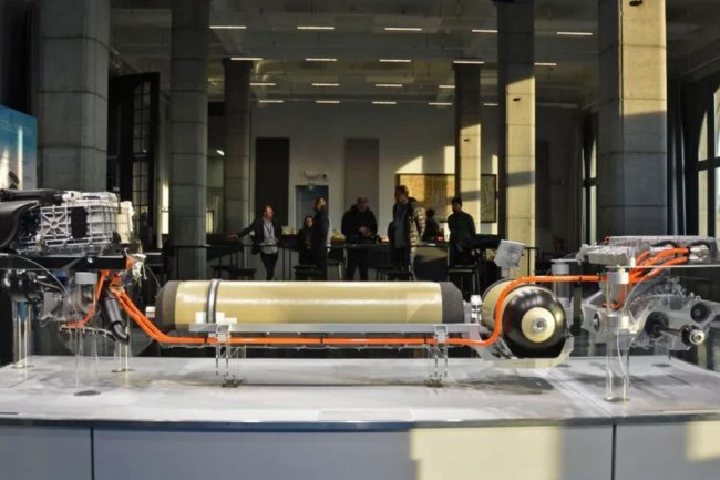 BMW Bakal Hadirkan Platform Mobil Hidrogen yang Lebih Efisien