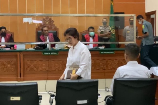 Profil Mami Linda yang Ngaku Istri Siri Teddy Minahasa dan Sering Tidur Bareng di Kapal