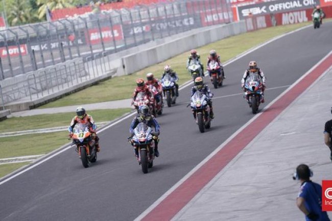 Bautista Crash, Toprak Menang Superpole Race WSBK Mandalika
