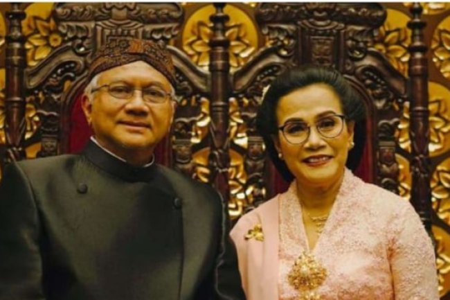 Profil Tonny Sumartono, Suami Sri Mulyani yang Ternyata Bukan Orang Sembarangan