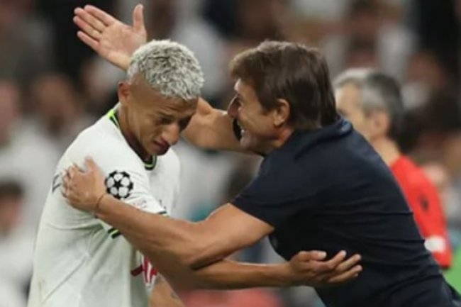 Richarlison Dicap Egois oleh Antonio Conte