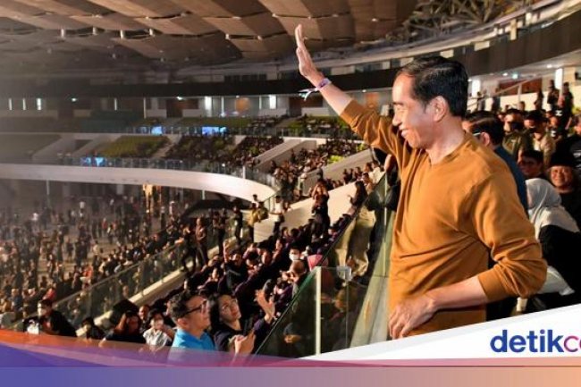 Jokowi Ikut Nyanyi Smoke on The Water di Konser Deep Purple