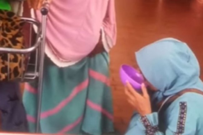 Mertua Arie Kriting Unggah Video Minum Air Bekas Cuci Kaki Ibunya, Begini Kata Buya Yahya