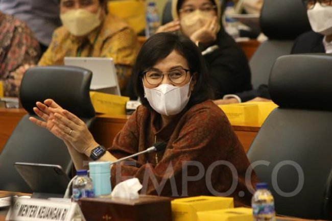 Pertumbuhan Ekonomi Membaik Terdongkrak Konsumsi, Sri Mulyani Sebut Jokowi Akan Umumkan THR PNS