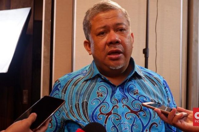 Fahri Hamzah Sindir Anggota DPR Makan Gaji Buta-Ikut Salurkan Bansos