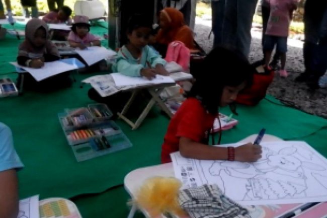 Semarak Hari Hutan Internasional, Pinusia Park Semarang Gelar Lomba Mewarnai untuk Anak