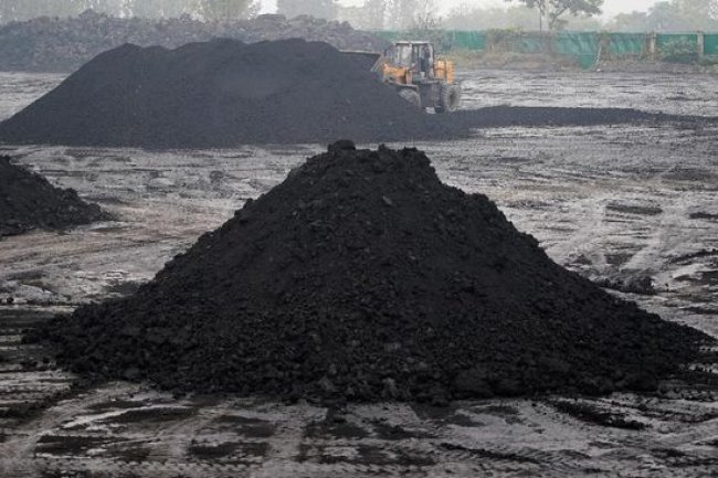 China dan India Sudah Bantu, Harga Batu Bara Tetap Lesu