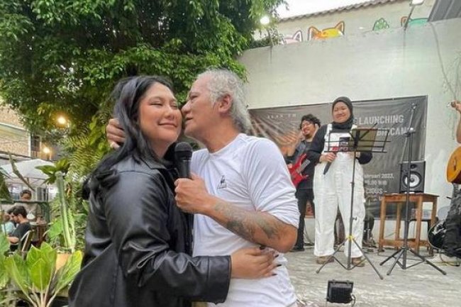 Cerita Maharani Annisa Mencari Ayah Kandungnya, Tio Pakusadewo Bak Cerita Drama