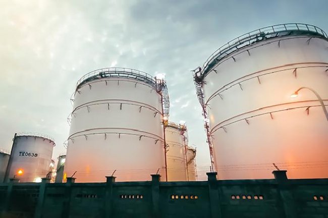 Analis Prediksi Harga Minyak Dunia Menguat, Ini Penyebabnya