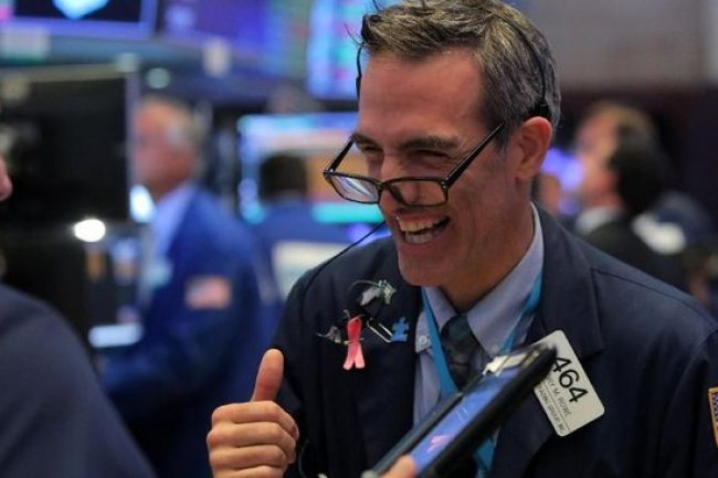 Ada Tanda Krisis Berakhir, Wall Street Ditutup Hijau!