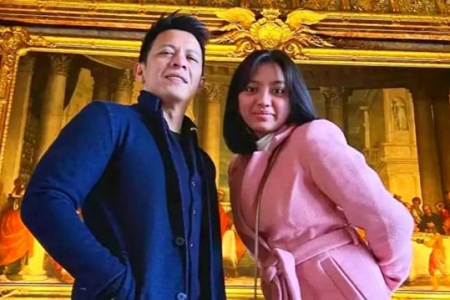 Momen Manis Ariel NOAH Cari dan Peluk Alleia Bikin Baper Netizen