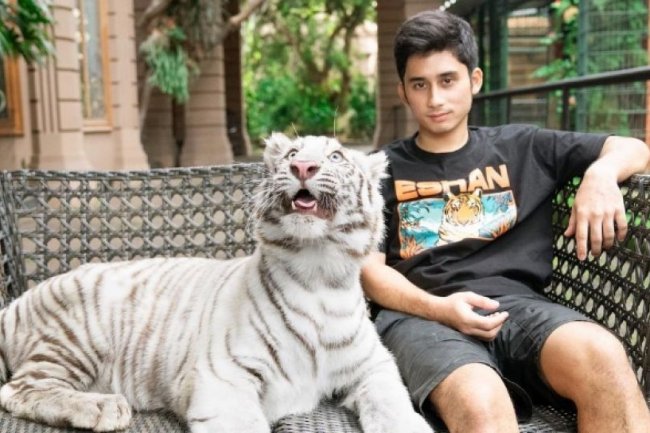 Demen Nonton Film Dewasa, Alshad Ahmad Blak-blakan Tak Suka Video Threesome: Aku Tipe Setia