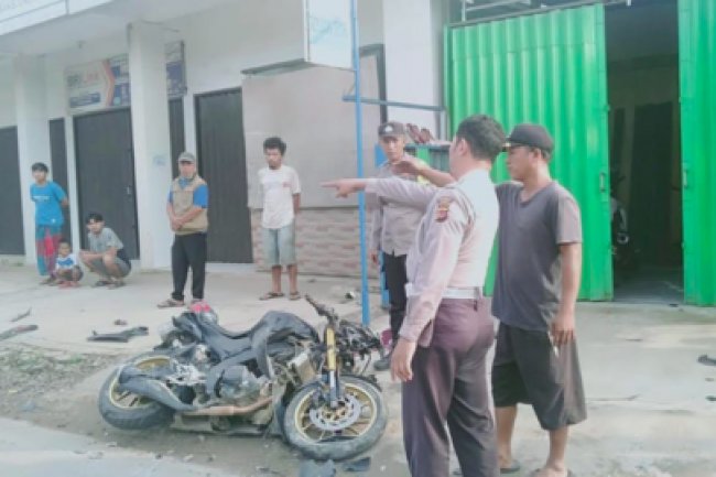 Hindari Lubang, Truk Tabrak Motor Tewaskan Dua Orang di Gunungsindur