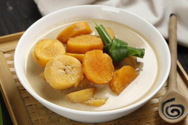 Ibu Hamil Buka Puasa dengan Kolak, Ini Manfaat dan Dampaknya untuk Tubuh