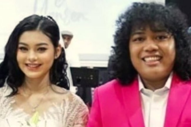 Terbongkar! Cara Cesen Ngegocek Netizen Biar Gak Ketahuan Hamil dan Sudah Dinikahi Marshel