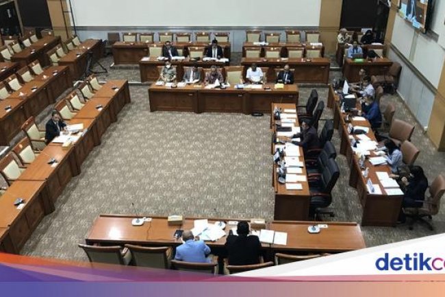 Komisi III DPR Gelar Uji Kelayakan Calon Hakim Agung-Ad Hoc, Ini Daftarnya