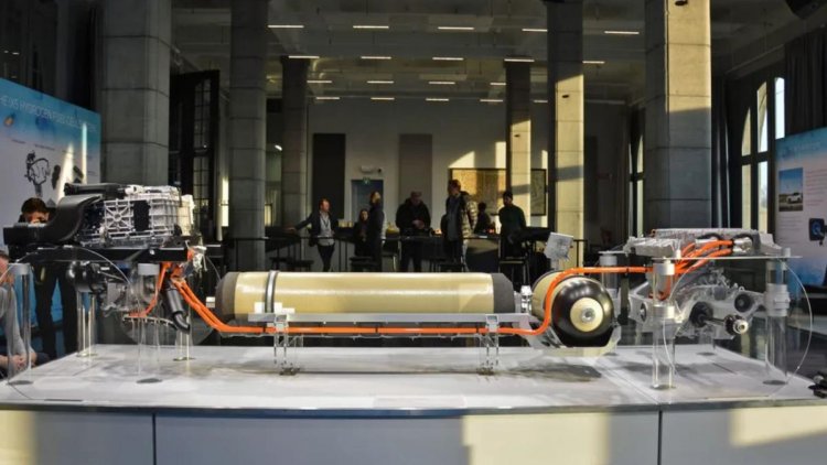 BMW Bakal Hadirkan Platform Mobil Hidrogen yang Lebih Efisien