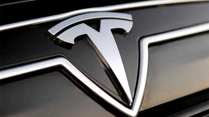 Tesla Recall 3.470 Model Y karena Baut Kursi Belakang Kendur