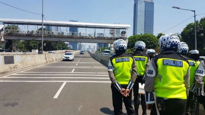 Tak Ada Cegatan Polisi di JLNT Casablanca, dan Bocoran Harga All New Daihatsu Ayla