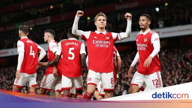 Klasemen Liga Inggris: Arsenal Kukuh di Puncak, Liverpool Keenam