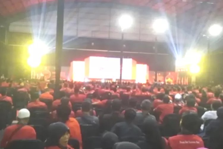 Panasi Mesin, PDIP Konsolidasi Akbar Dapil 3 Jatim di Banyuwangi; Kader Banteng Siap Menangkan Pemilu 2024
