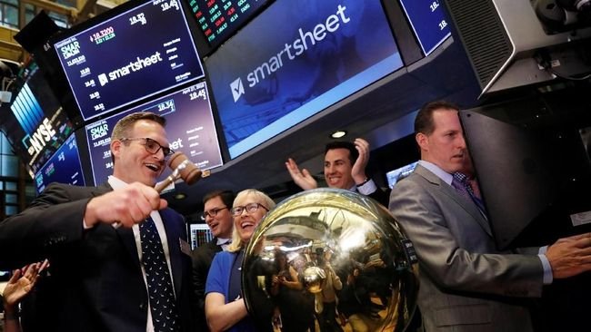 Wall Street Dibuka Cerah Lagi, Krisis Bank Sudah Berakhir?