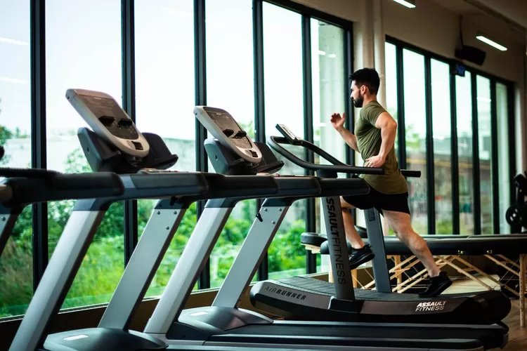 5 Manfaat Berolahraga di Gym untuk Kesehatan Mental, Dapat Mengurangi Kecemasan