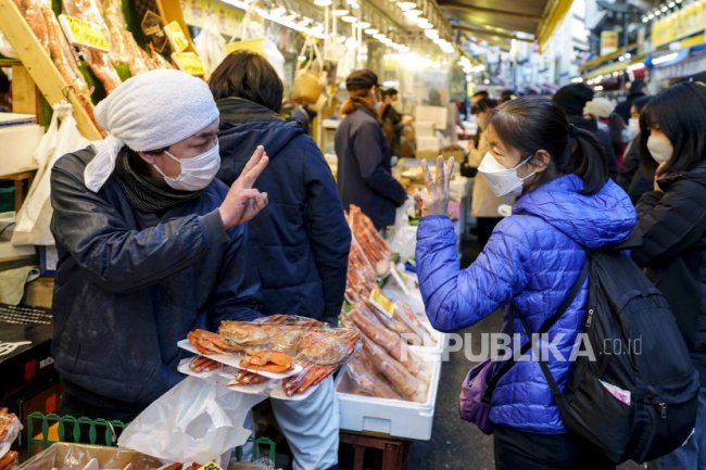 Jepang Luncurkan Strategi untuk Dongkrak Angka Kelahiran
