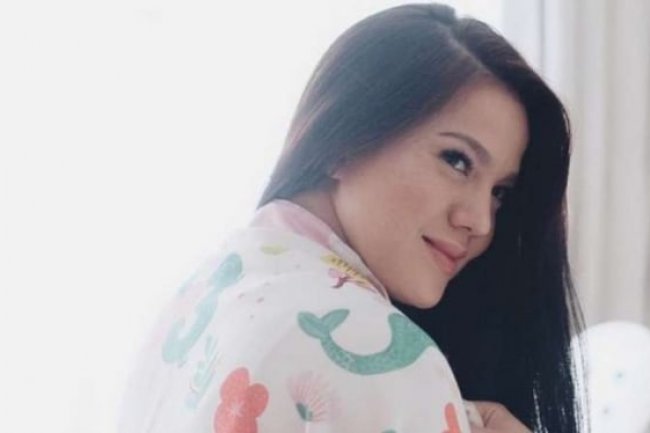 Penuh Haru, Kisah Alice Norin Bahagia Mualaf Hingga Ajari Anak Puasa dan Berhijab