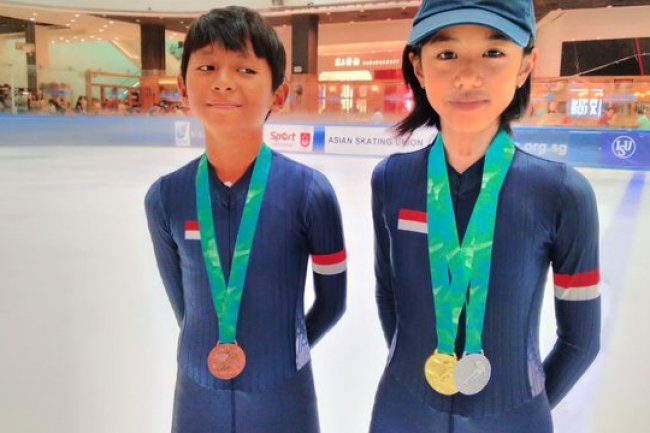 Dua Pelajar Yogyakarta Juara Ice Skating Internasional di Singapura