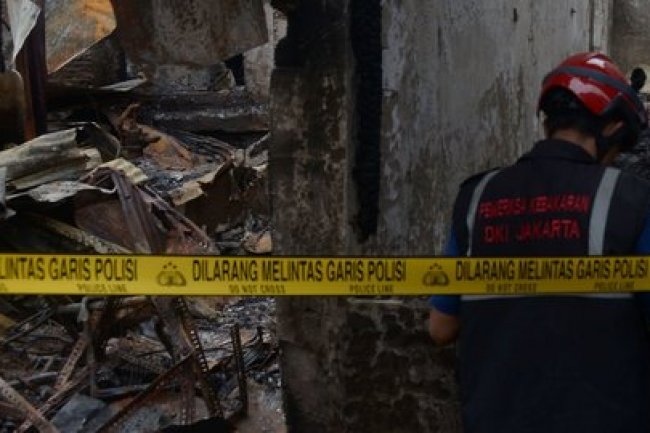 Gudang Pengolahan Limbah Plastik di Tangerang Kebakaran