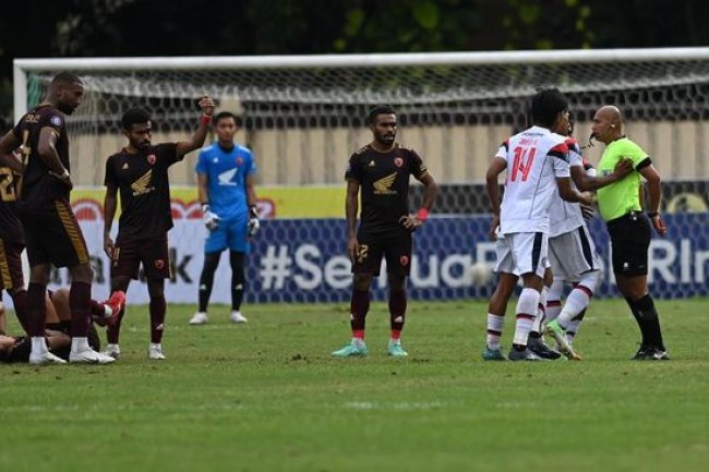 Benang Kusut Wasit Indonesia