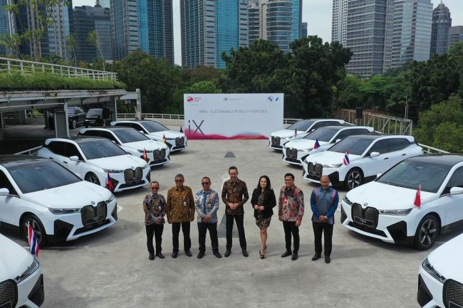 BMW iX Jadi Kendaraan Resmi Tamu Negara KTT ASEAN
