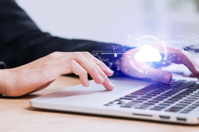 Pengertian Teknologi Informasi dan Komunikasi (TIK) dan Contohnya