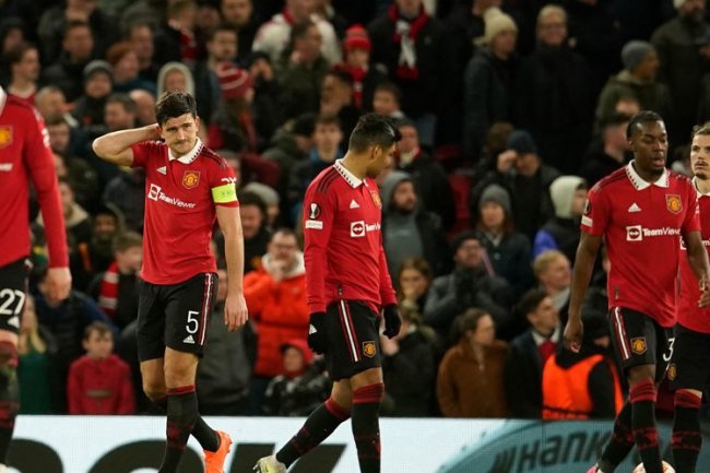 Rapor Pemain Manchester United Usai Ditahan Imbang Sevilla: Sabitzer Sip, Barisan Bek Bermasalah