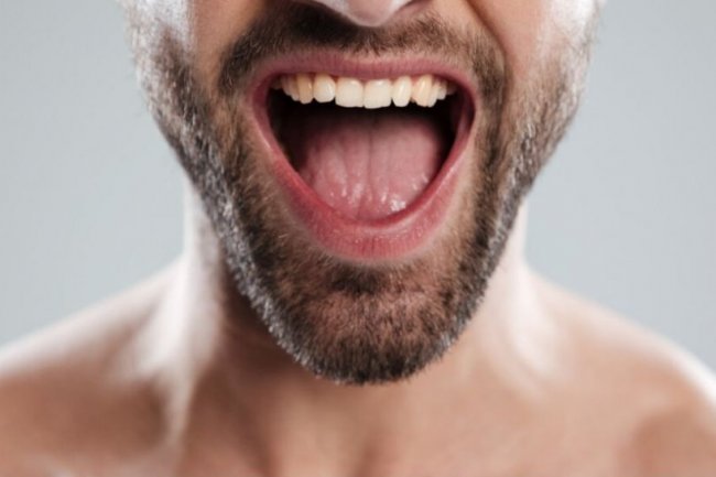 Jarang Diketahui! Inilah 4 Penyebab Rasa Gatal pada Langit-Langit Mulut