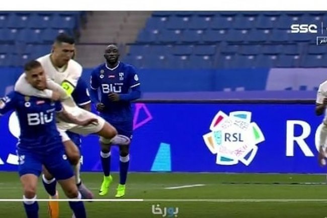 Cristiano Ronaldo Cekik Pemain Lawan Mirip Smackdown, Al Nassr Kalah akibat 2 Gol Striker Gagal Man United