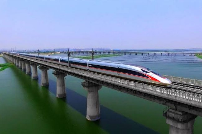 DPR Tegaskan APBN Tak Bisa Jadi Jaminan Pengembalian Utang Kereta Cepat