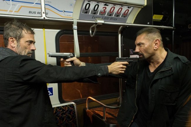 Sinopsis Film Bus 657 The Heist: Seorang Ayah Terpaksa Merampok Kasino Demi Pengobatan Sang Anak