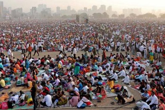 PBB Ramal Penduduk India Bakal Salip China di 2023