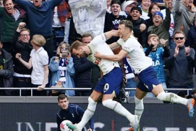 Dibantai Newcastle United 1-6, Tottenham Hotspur Pecat Pelatih Lagi